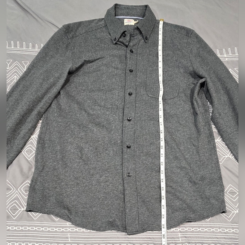 Faherty Men's Button Down Size Large - image 4